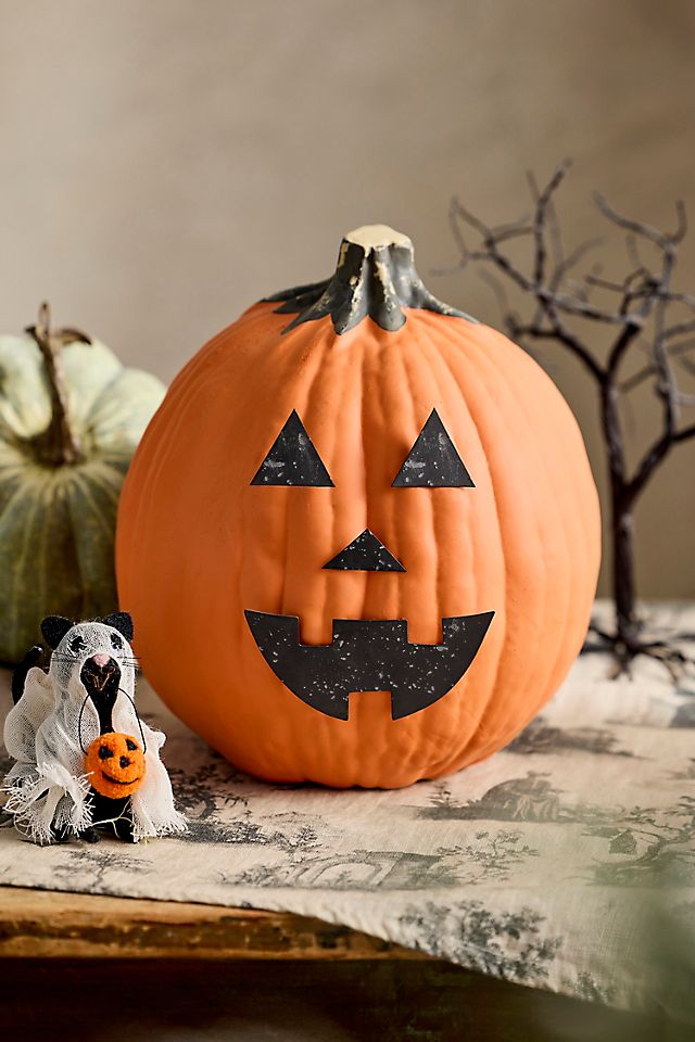 Mini Jack-o'-Lantern Pumpkin Stake Set | Terrain