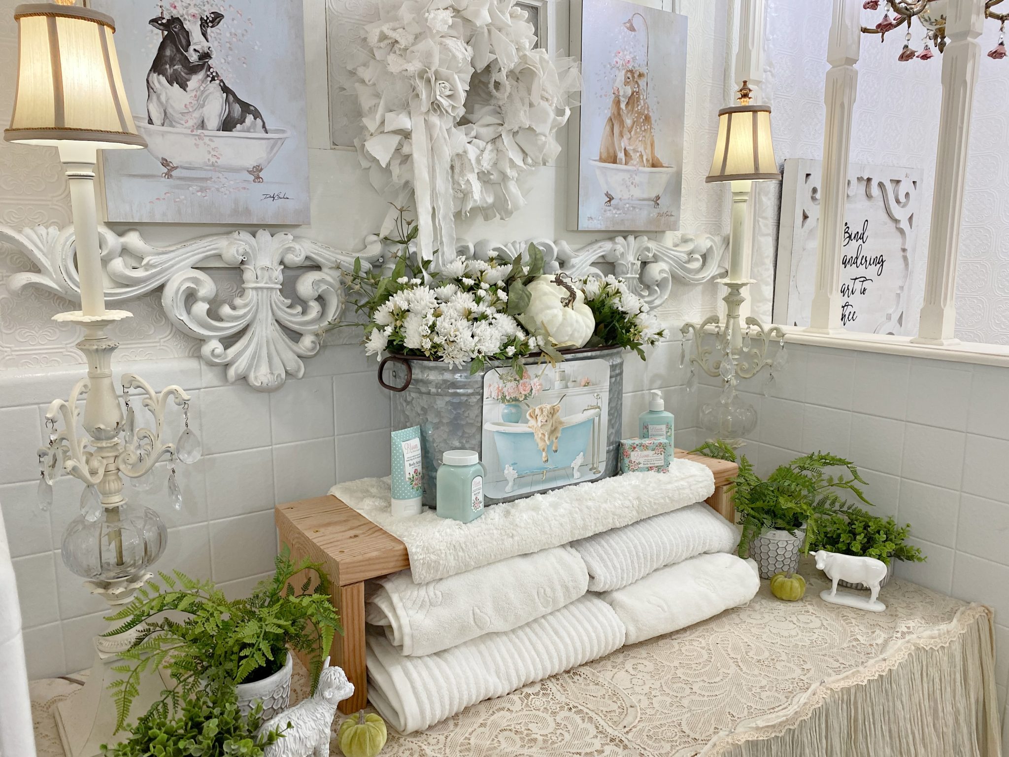 Penny's Vintage Home: Shabby Farmhouse Fall Bathroom