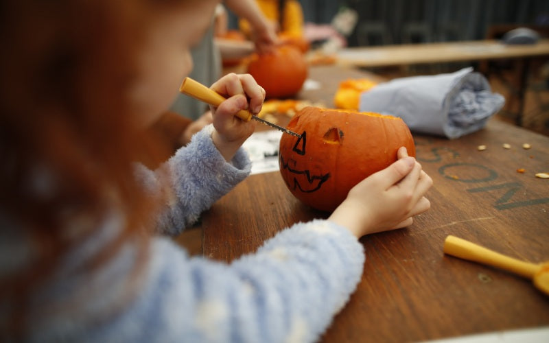 Pumpkin Carving Tips for Families | Brocksbushes Guide – Brocksbushes Farm Shop