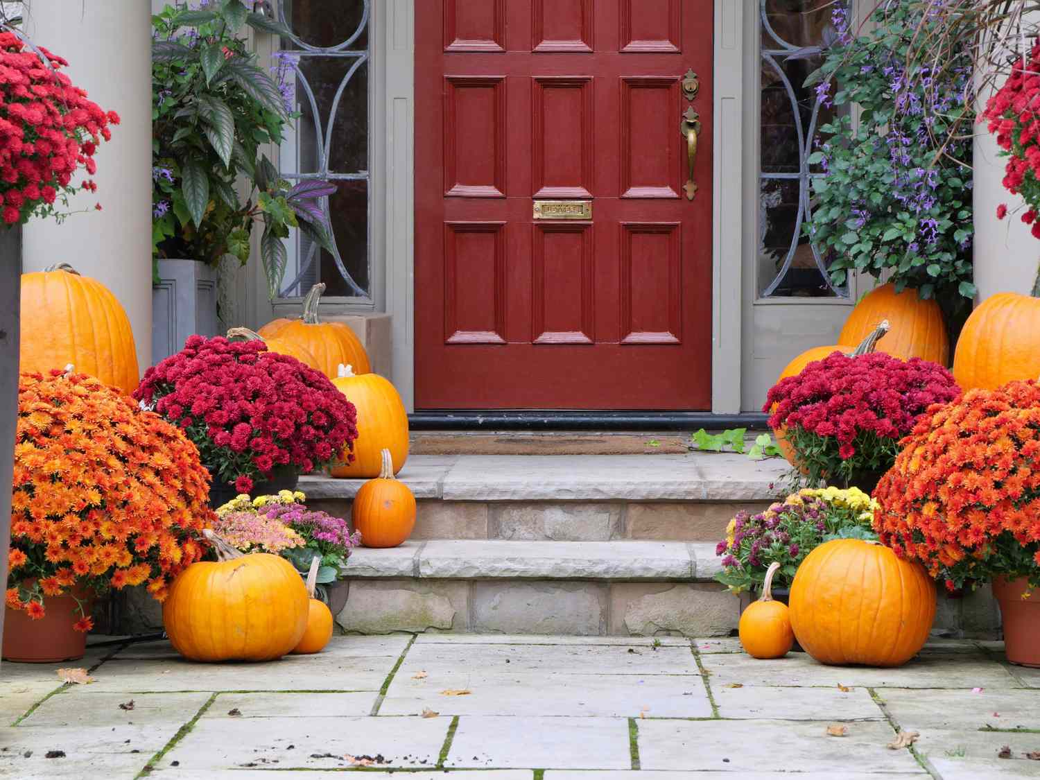 The Tacky Fall Porch Decor Designers Wish People Would Stop Displaying
