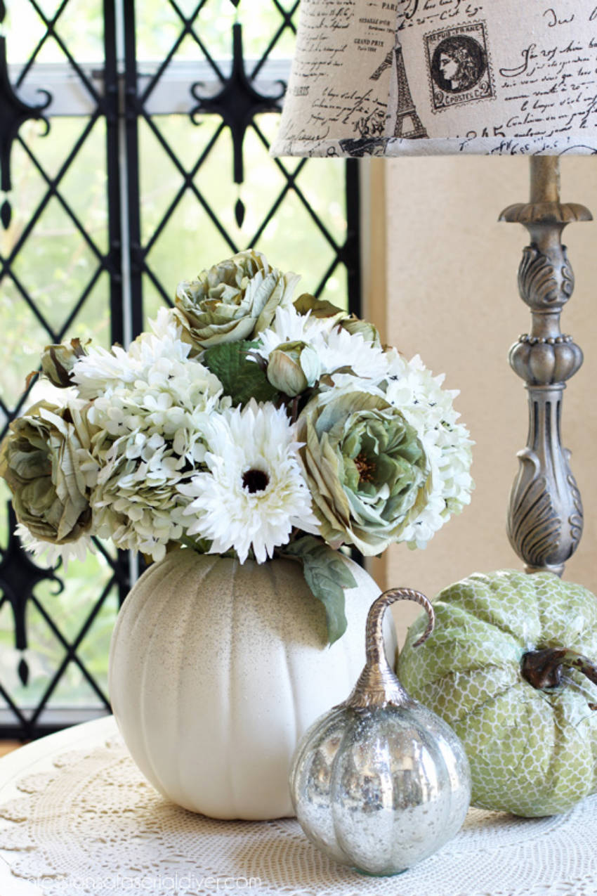 These Elegant White Pumpkin Decorating Ideas Are Perfect for Fall - homeyou
