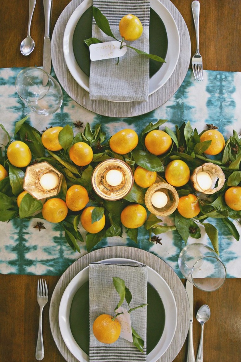 11 Completely Modern Thanksgiving Decor And DIY Ideas
