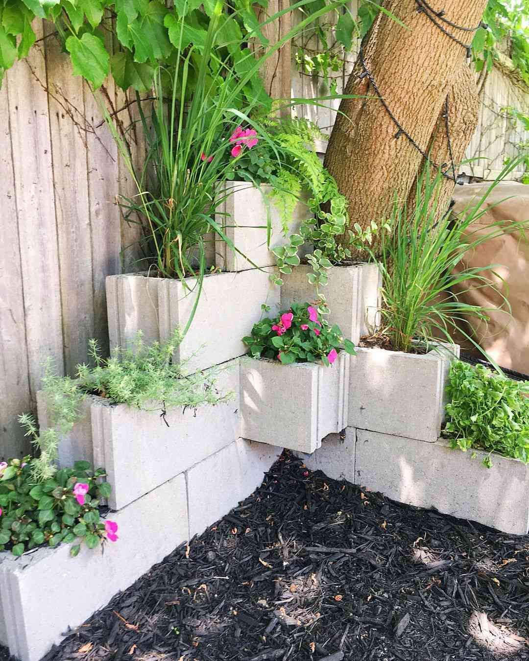 15 Smart Cinder Block Garden Ideas for Your Backyard