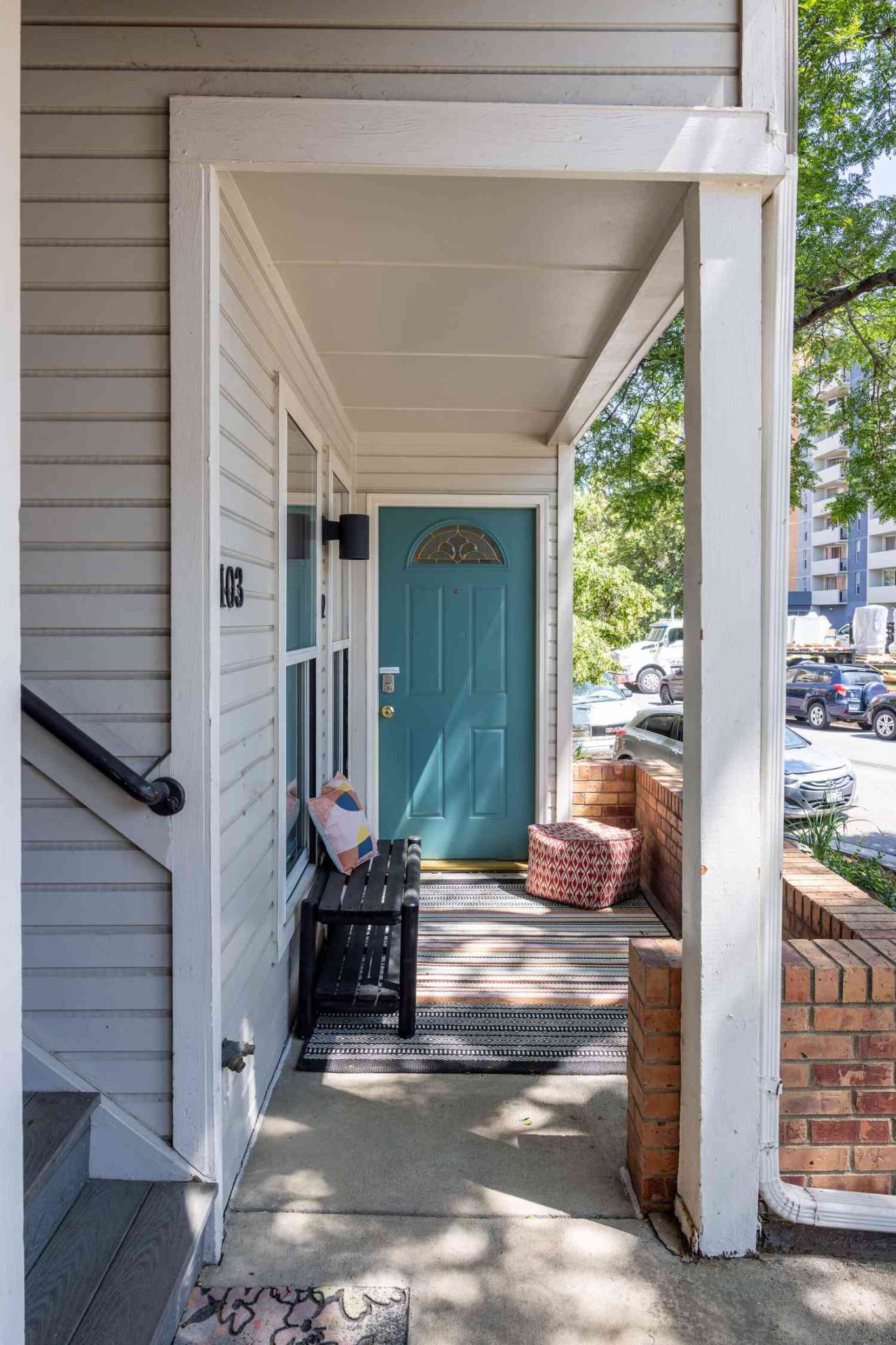 24 Blue Front Doors for a Warm and Welcoming First Impression