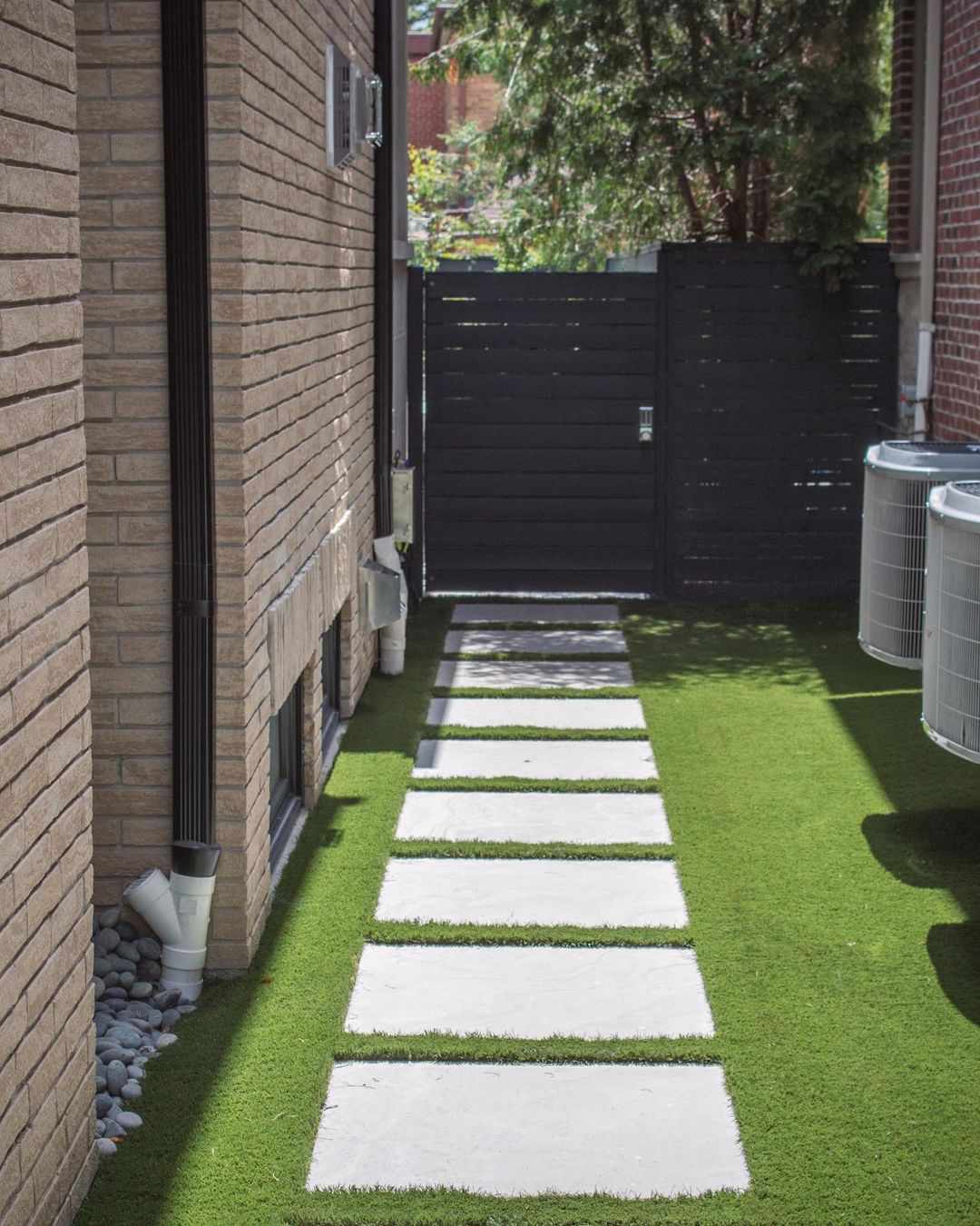 25 Side Yard Ideas to Make the Most of Unused Space