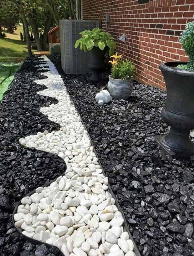 35 Stunning Black Rock Landscape Designs for Every Style