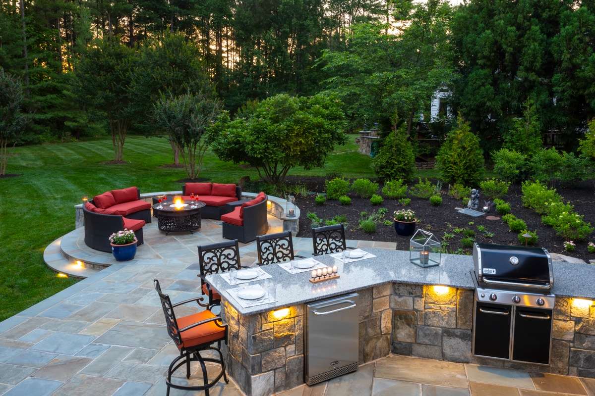 5 Outdoor Kitchen Remodel Ideas When It's Time to Update