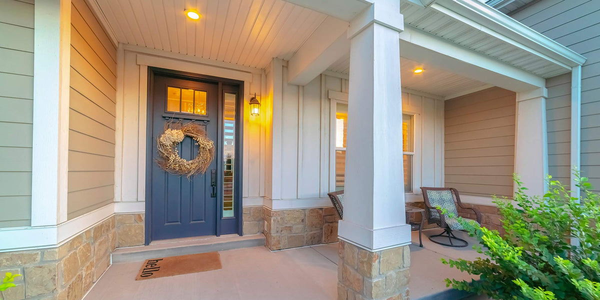 8 Porch Lighting Ideas to Upgrade Your Front Porch – Urban Ambiance