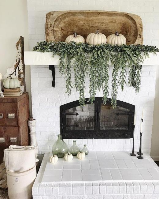 Fall Decorating Ideas, Garlands Giving Thanksgiving Touches to Fireplace Designs