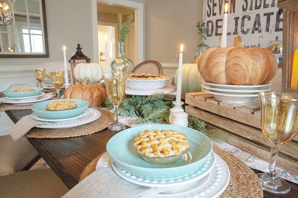 Feast your eyes on these beautiful easy to make Thanksgiving tablescapes - ABC News