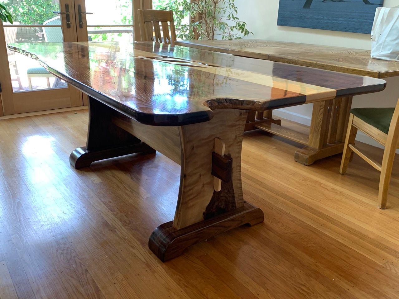 Hand-made dining table and tips for working with live edge slabs