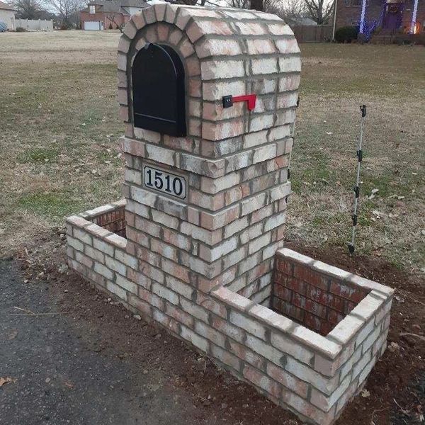 LaGreen's Masonry Company - Brick Mailbox, Round Top Brick Mailboxes, Brick Mailbox Designs