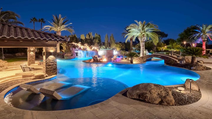 Paradise Valley 7BR w/ Lazy River, Spa & Theater - Villas for Rent in Paradise Valley, Arizona, United States - Airbnb