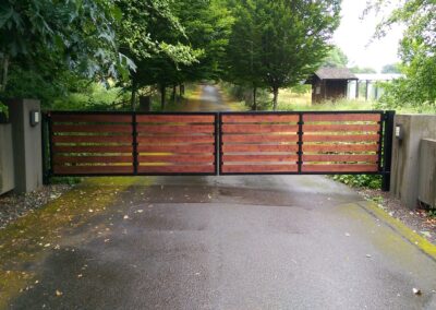 Residential Wood Driveway Gates | Automated Gates & Equipment
