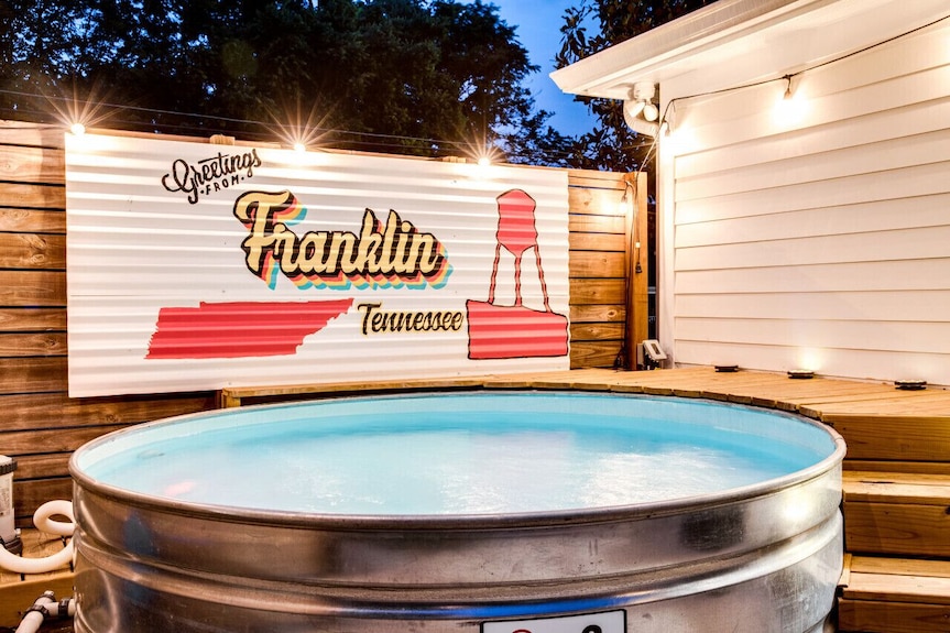 Stock Tank Pool • Outdoor Theater • Porch Swing - Franklin | Vrbo