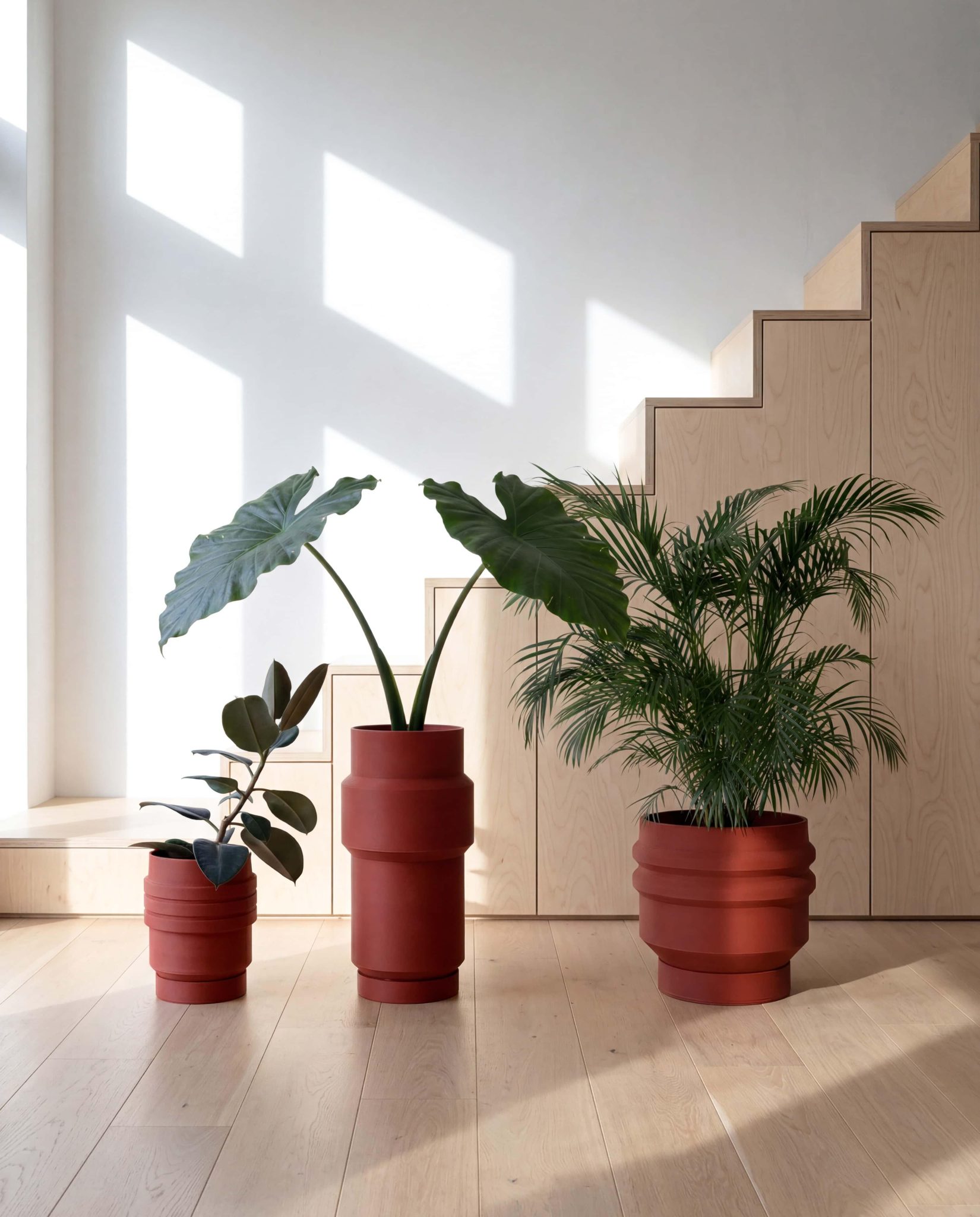 SYDNEY Wide Floor Planter Terracotta Rust | Minimum Design