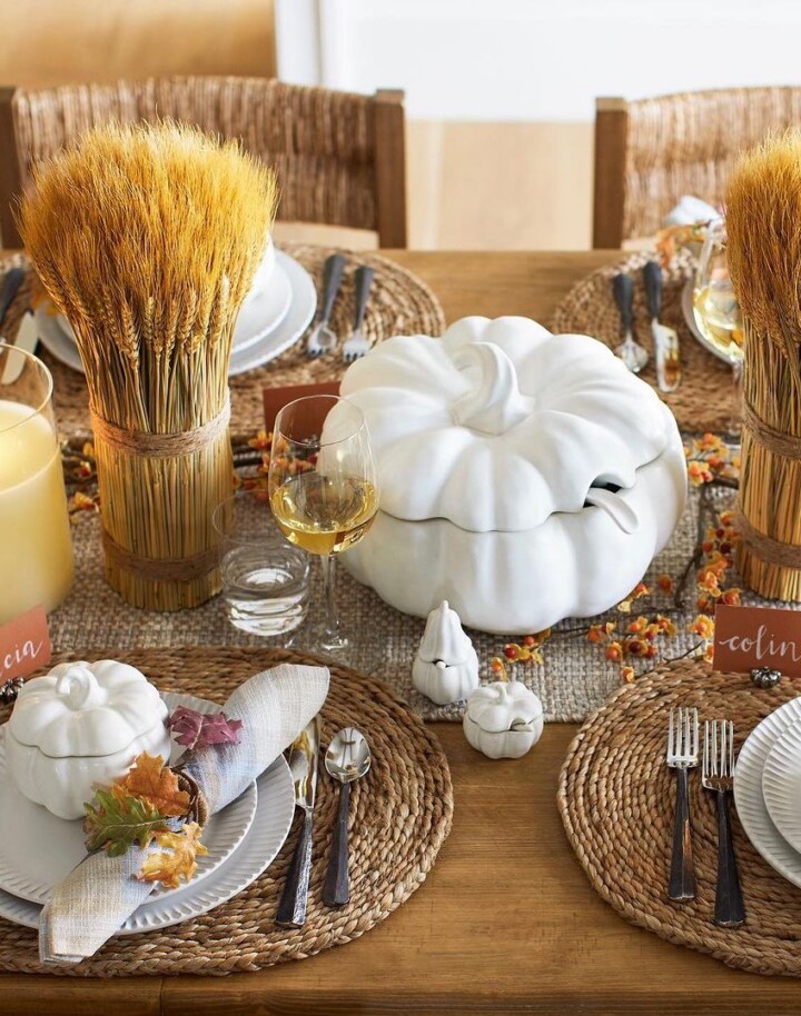 The Best Simple Thanksgiving Table Centerpieces to Elevate Your Holiday Feast