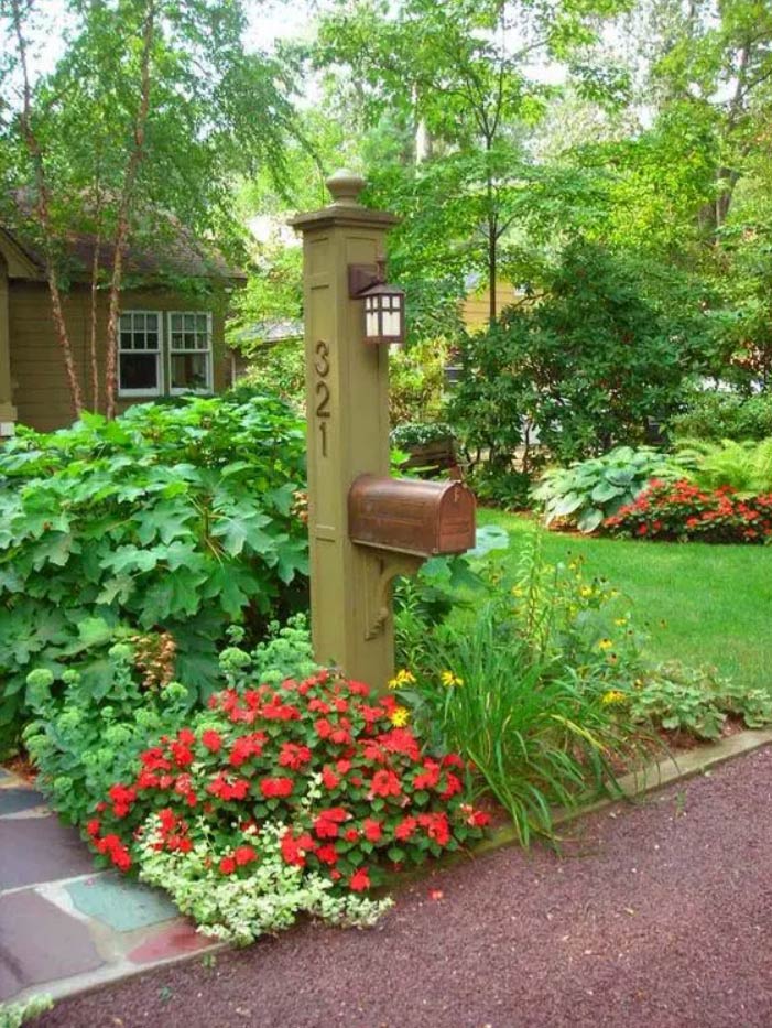Transform Your Mailbox with These 32 Flower Bed Landscaping Ideas