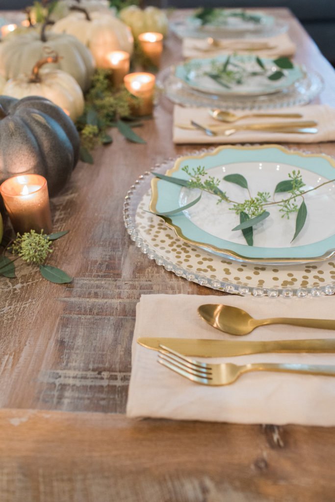 Unexpected Thanksgiving Decor: Neutral is the New Orange - to have + to host