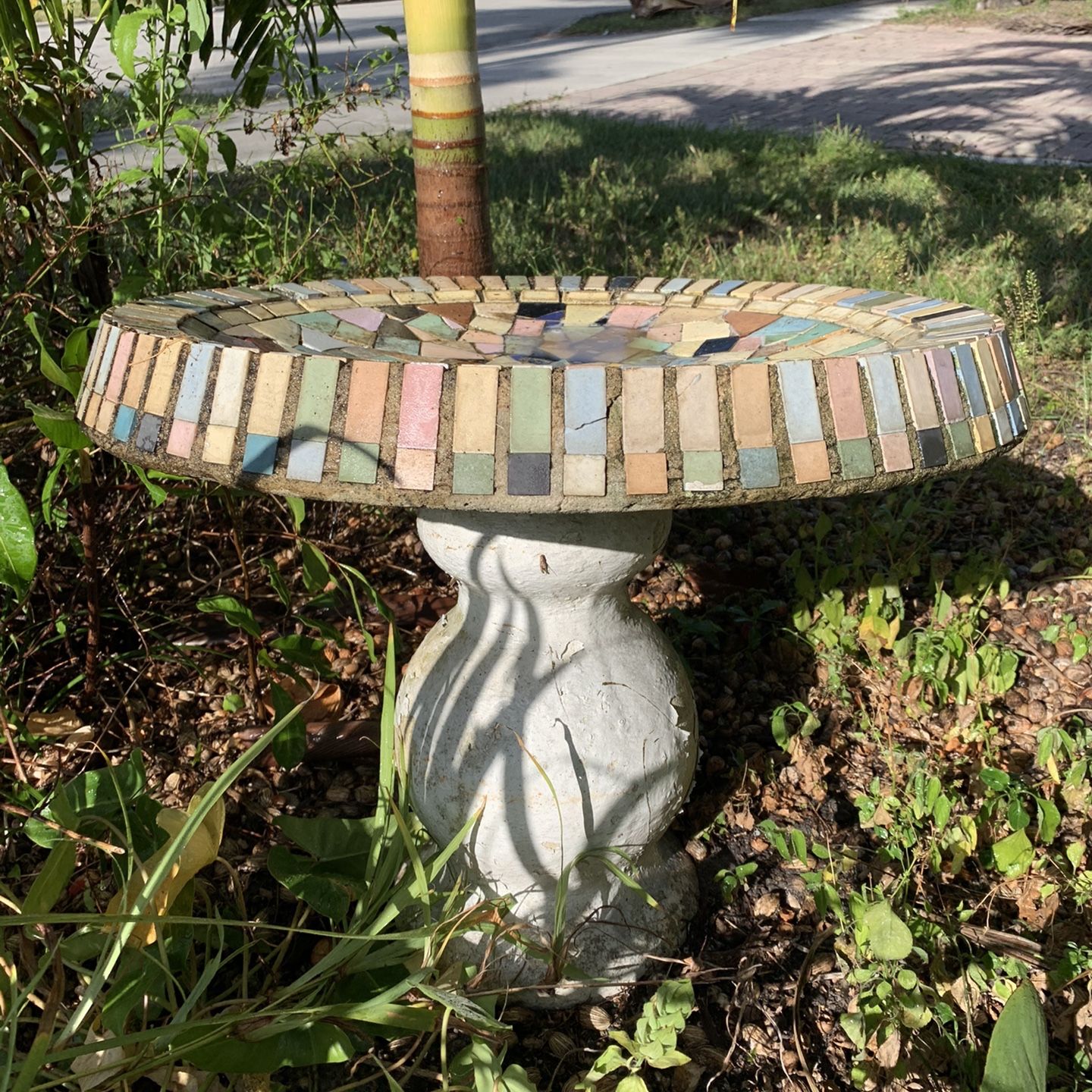 Vintage Bird Bath Mosaic for Sale in Hollywood, FL - OfferUp