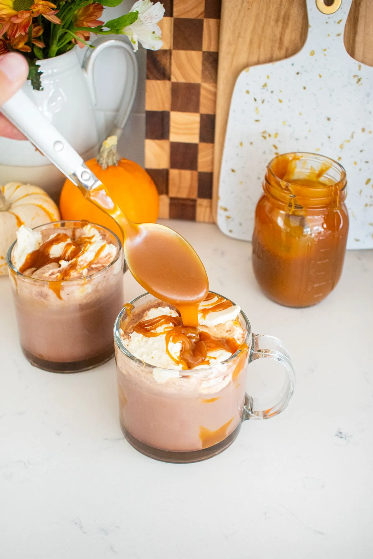 10 Cozy Hot Chocolate Recipes to Try This Winter | Mimi's Organic Eats