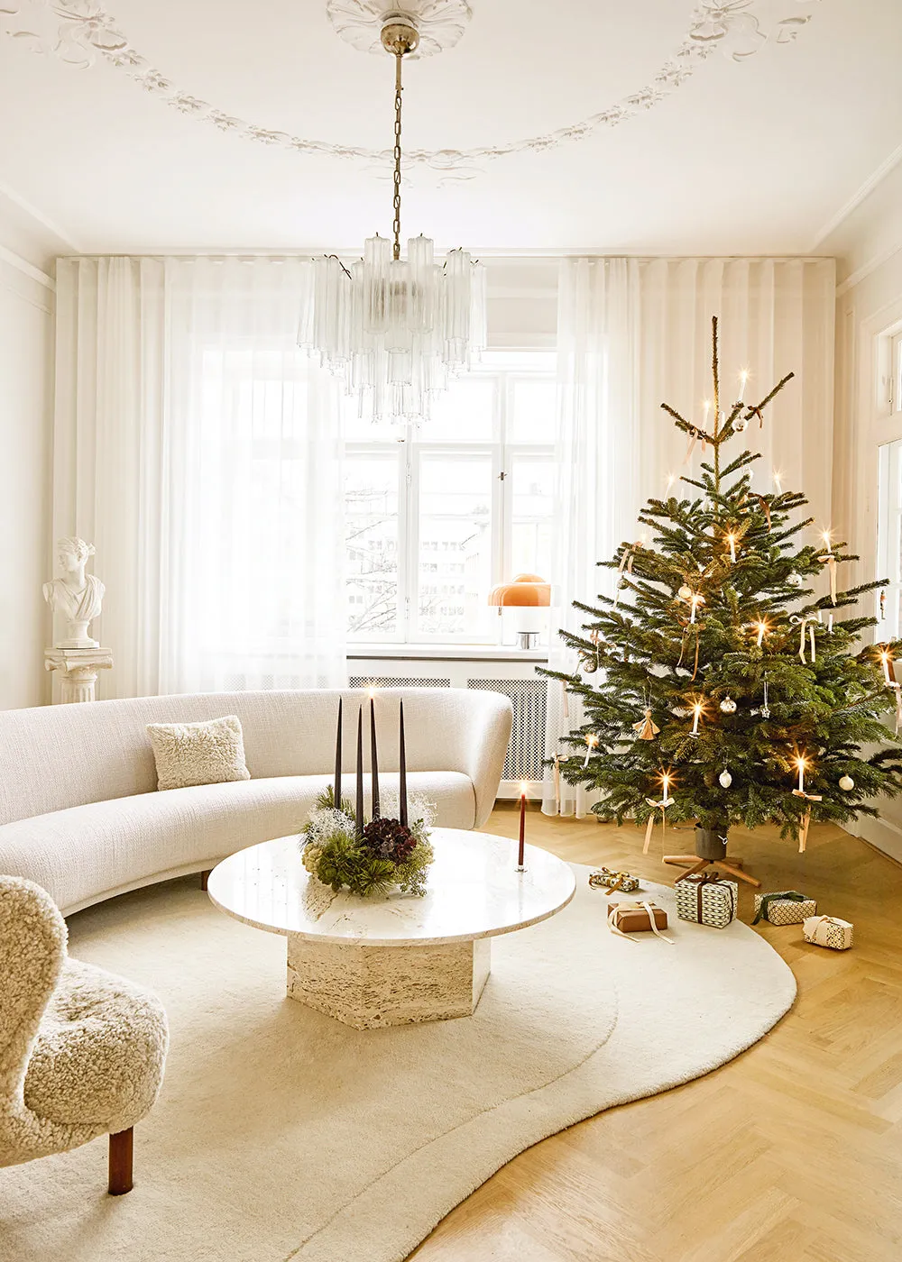 10 Scandi style secrets for your living room at Christmas