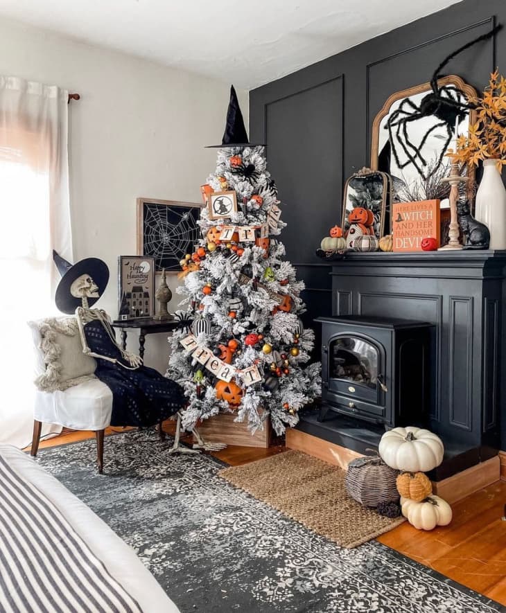 10 Spooky Halloween Tree Ideas | Apartment Therapy