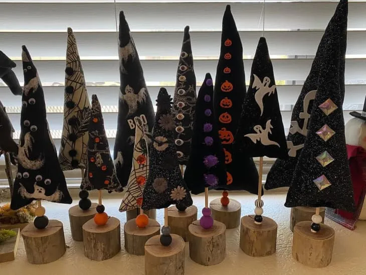 10 Spooky Halloween Tree Ideas | Apartment Therapy