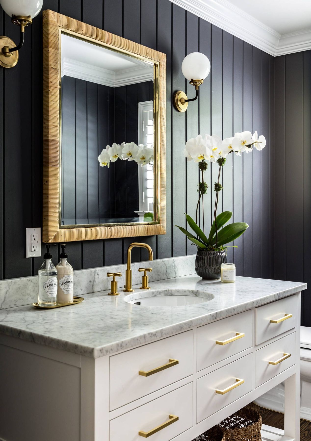 10 Tips to Style Your Powder Room for Holiday Guests | Houzz NZ