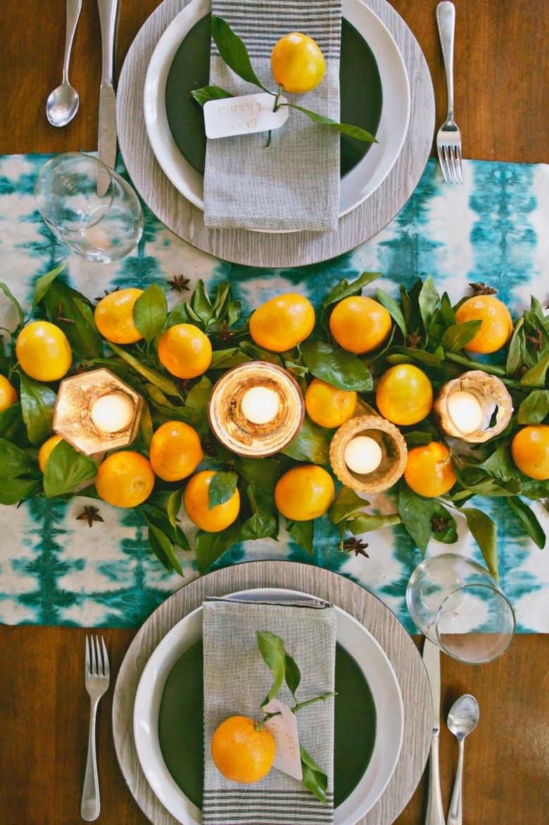 11 Completely Modern Thanksgiving Decor And DIY Ideas
