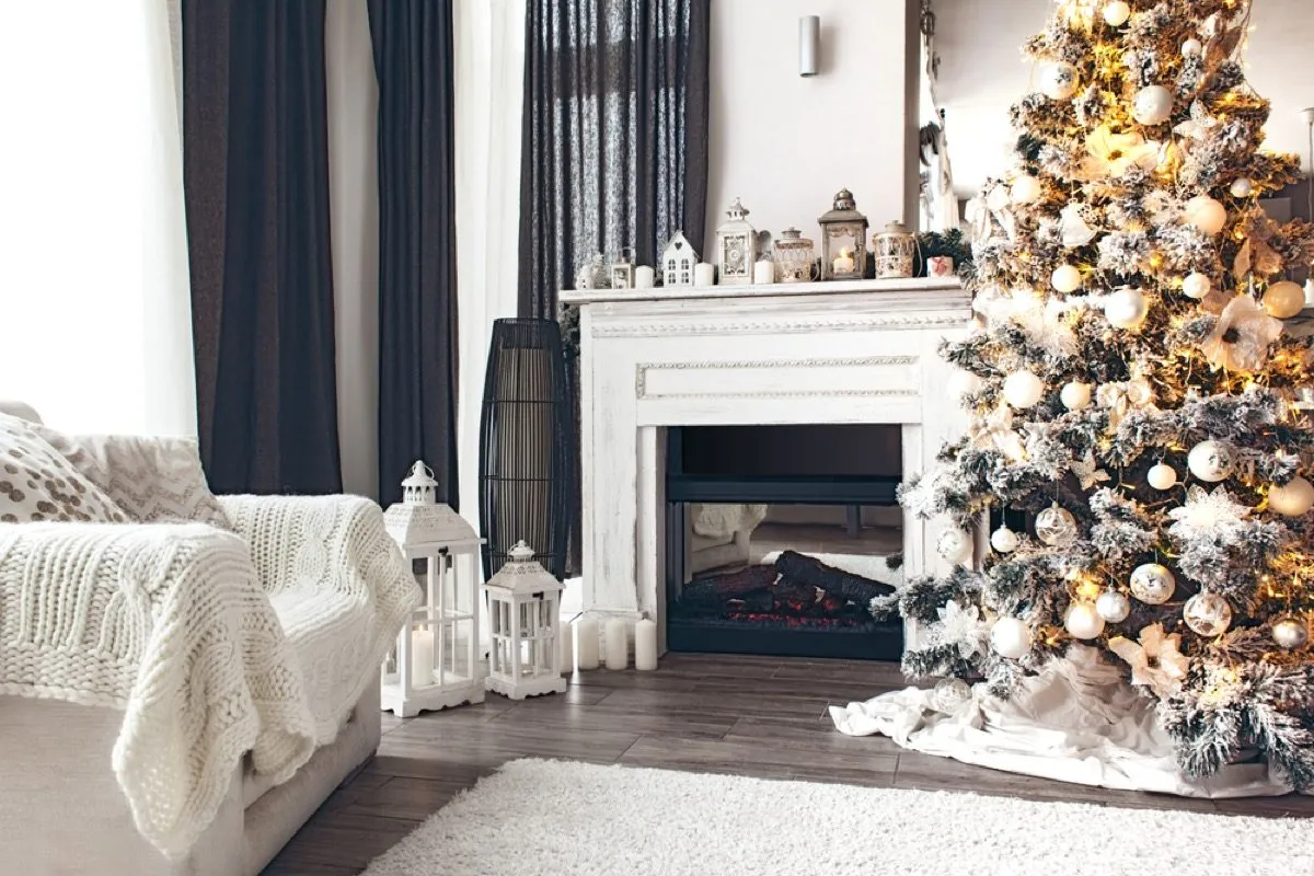 20 Genius Christmas Tree Decorating Ideas for 2020, According to Experts