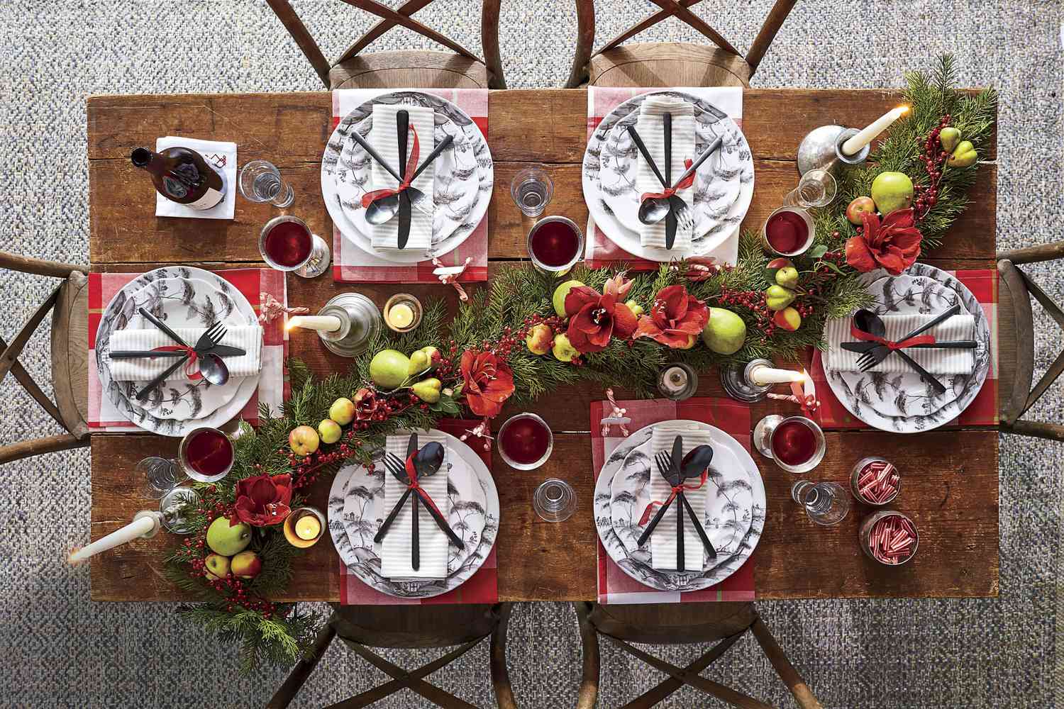 30 Christmas Table Settings For A Festive Holiday Meal