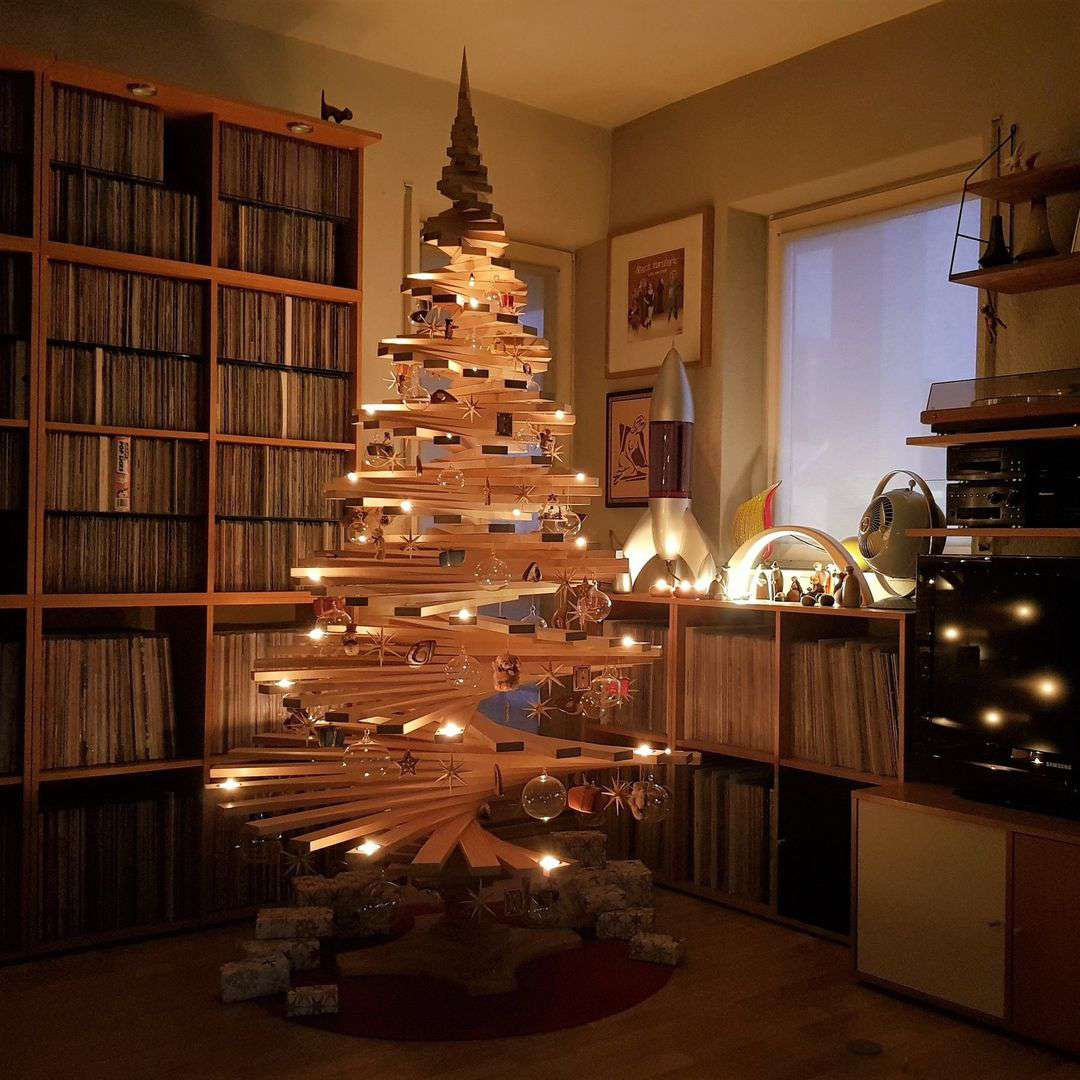 43 DIY Christmas Tree Ideas Worth Displaying That Anyone Can Make