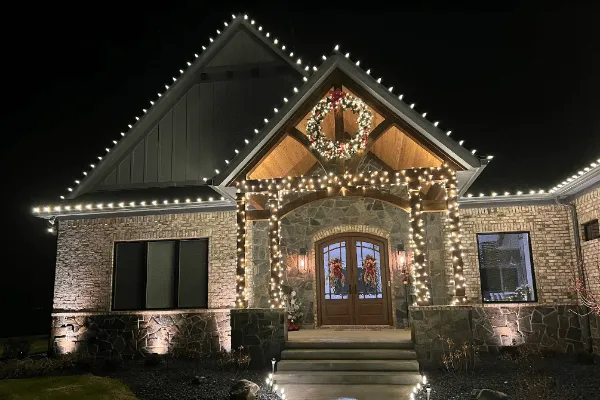 5 Star Christmas Lighting in Fishers IN - Imperial Exteriors Roofing