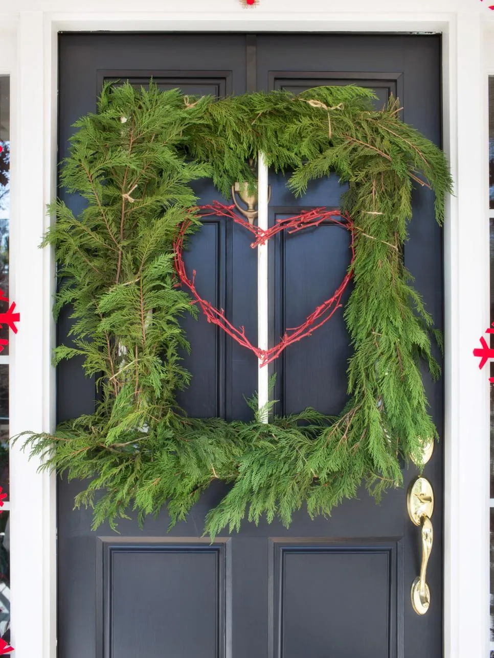 50 DIY Outdoor Christmas Decoration Ideas That Instantly Make Your Home the Best on the Block