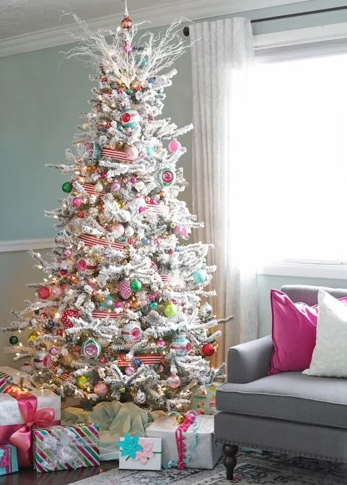 50 Vintage Christmas Decorations - Prudent Penny Pincher