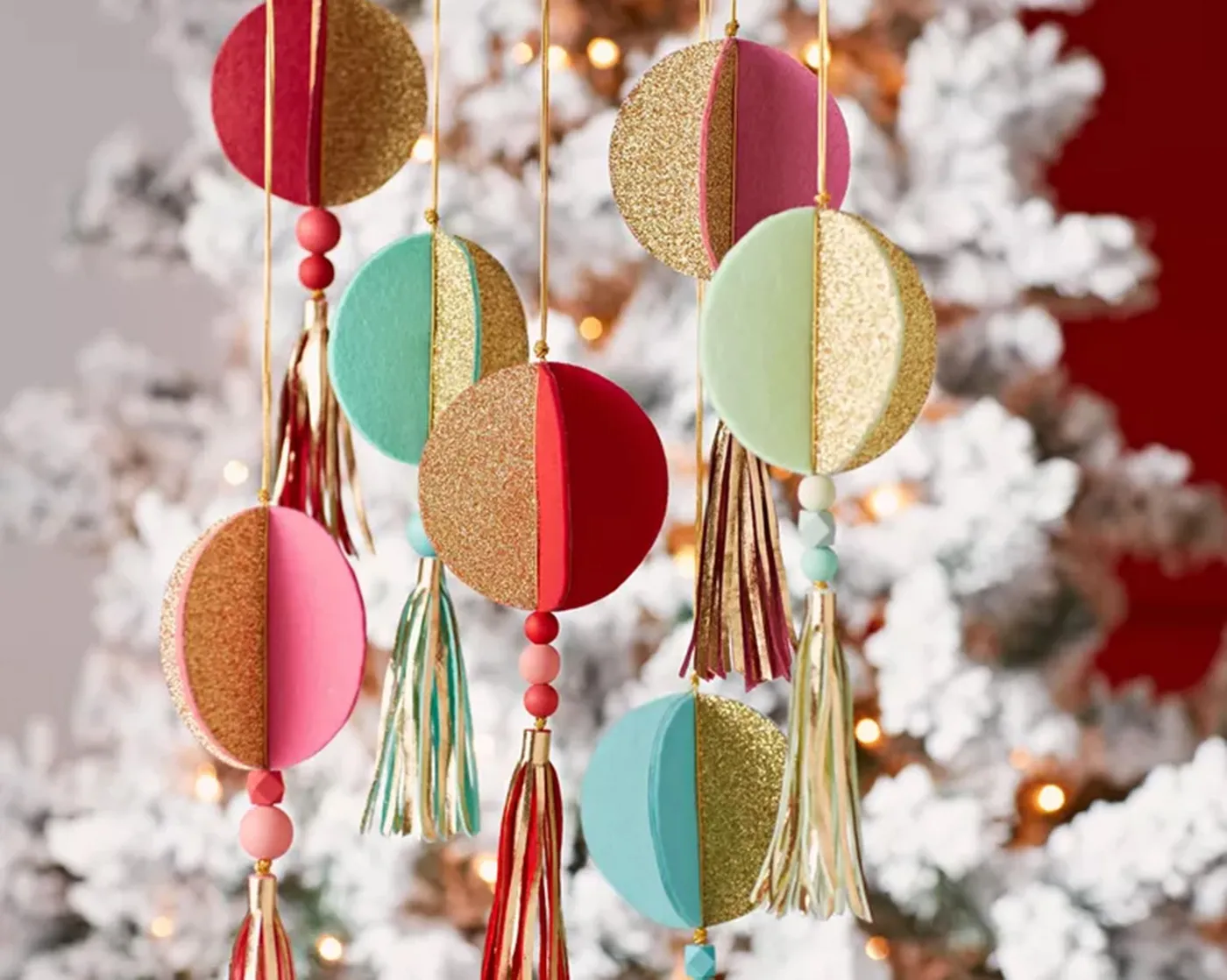 7 Vintage BHG Christmas Trends We're Still Loving Today