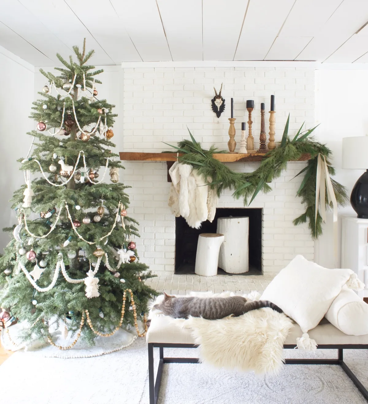A Cozy Minimalist Christmas Home - Nesting Place