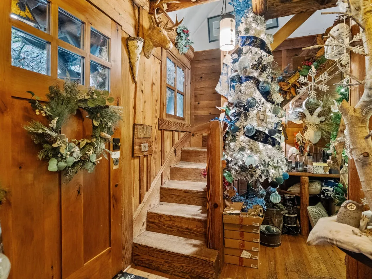A Log Cabin Fit for Father Christmas Hits the Market Right in Time for the Holiday - Mansion Global
