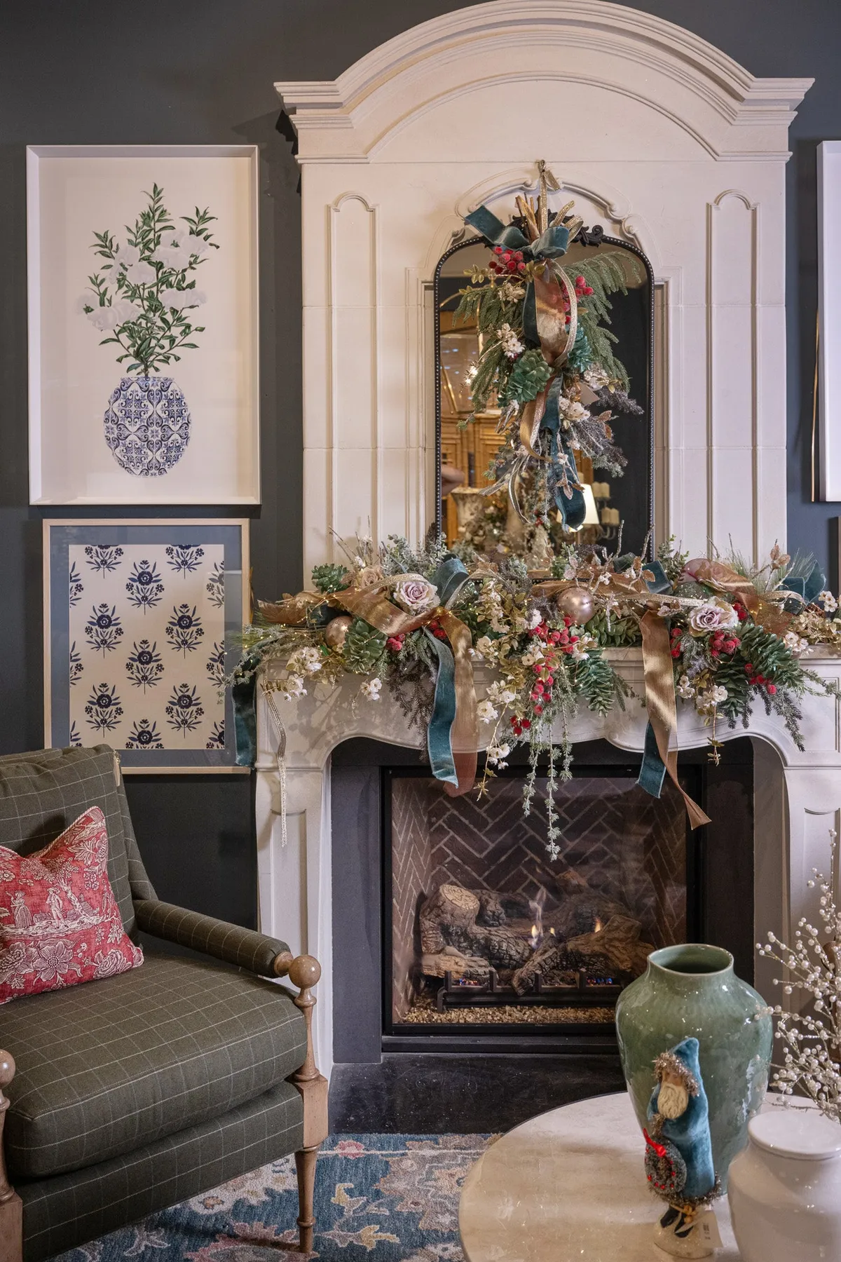 A Vintage Postcard-Inspired Christmas! – Nell Hill's