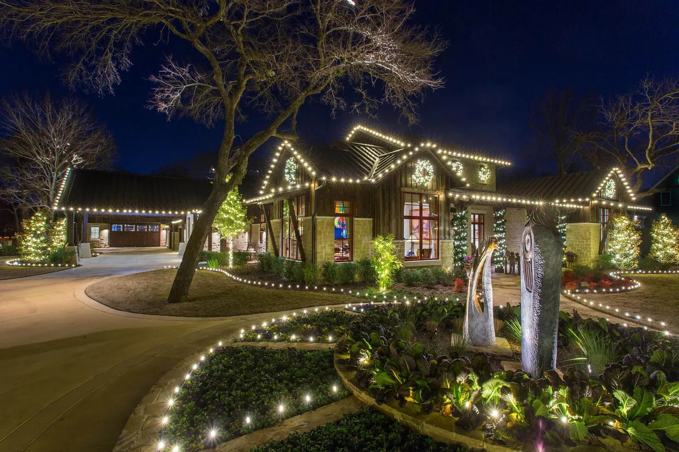 About - Denver Landscape Lighting Design & Christmas Lighting Company |  Landmark
