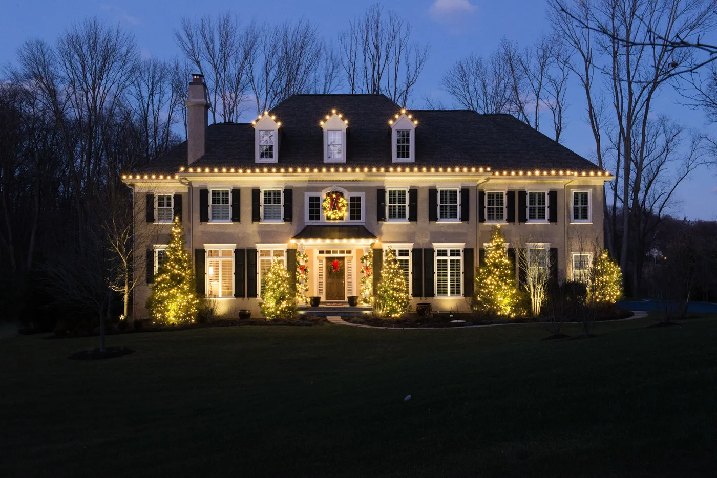 Albertville Christmas Lights & Decor Install | Valley Green