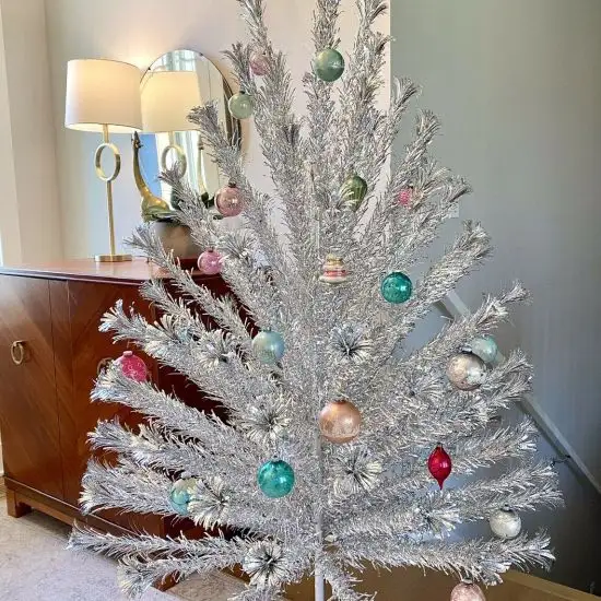 Aluminum Christmas Trees Are Yuletide Cool - Antique Trader