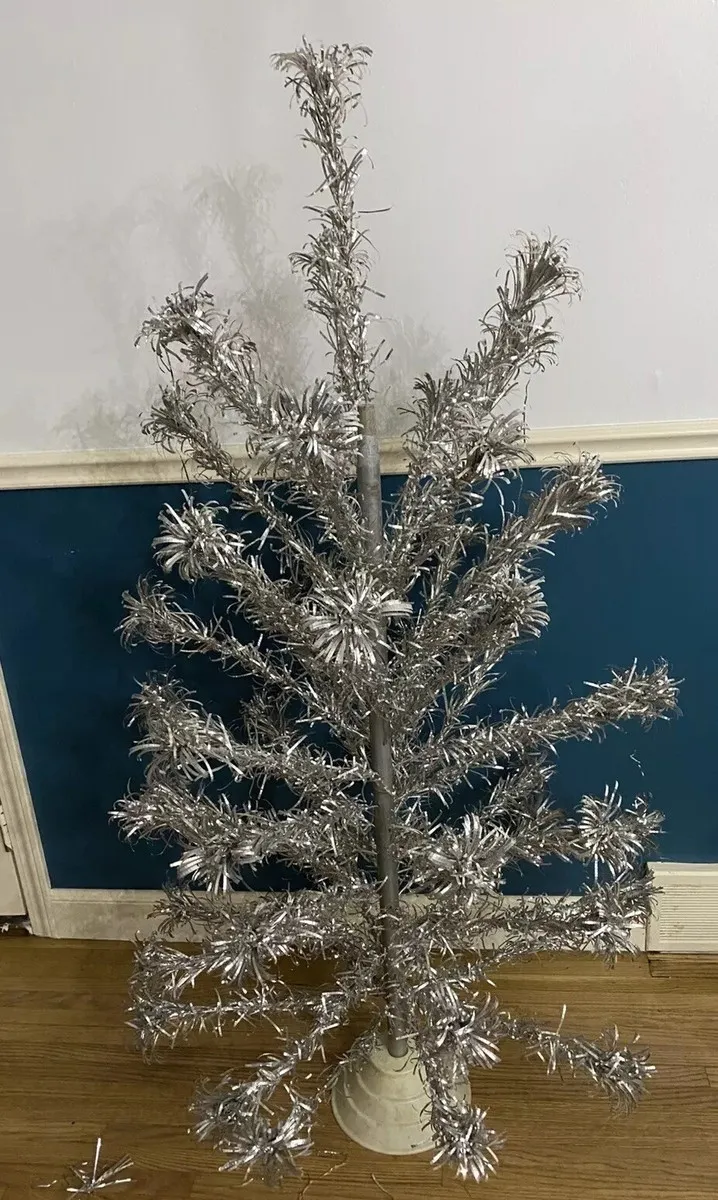Antique Aluminum Aluminum Retro Christmas Tree Vintage Ft Aluminum Christmas Tree 53 Branches No Box, With Base