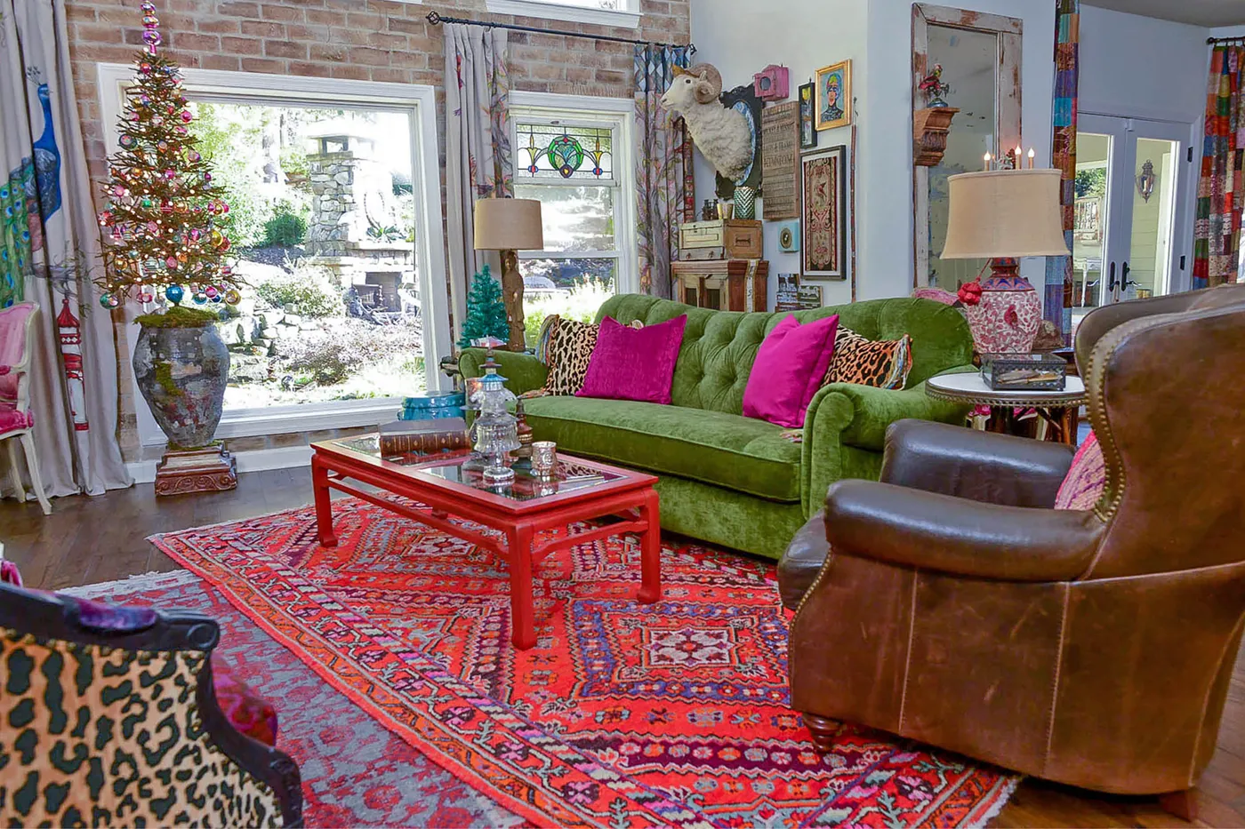 Atlanta real estate: Norcross holiday tour home tells bohemian story