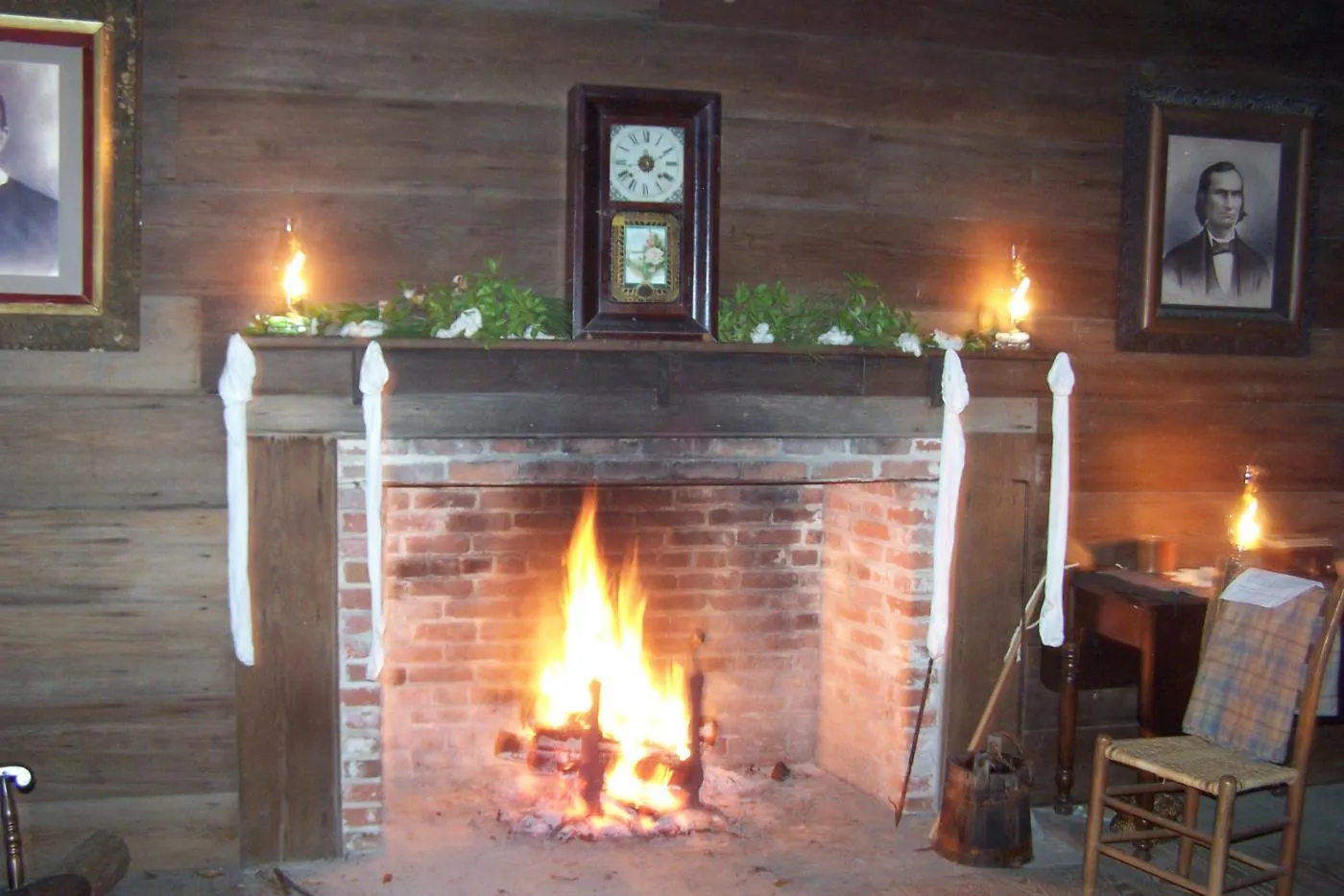 Aycock Birthplace Celebrates Christmas with Glowing Candlelight | NC DNCR
