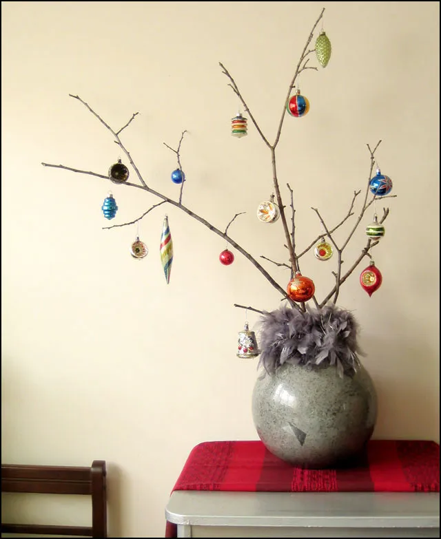 Baubles on Branches : DIY Ornament Display | Loulou