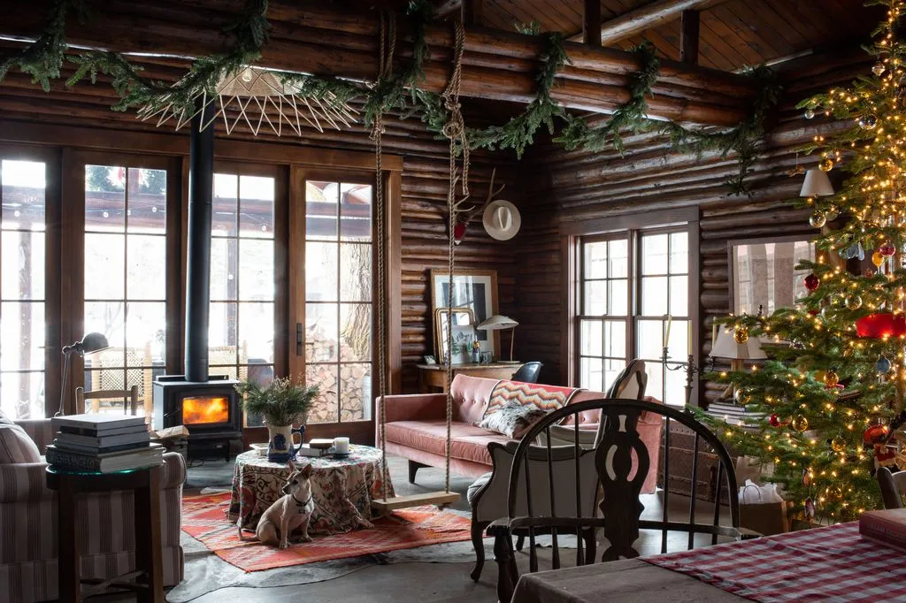 Beautiful cabins and cabin-inspired interiors for winter dreaming | House &  Garden