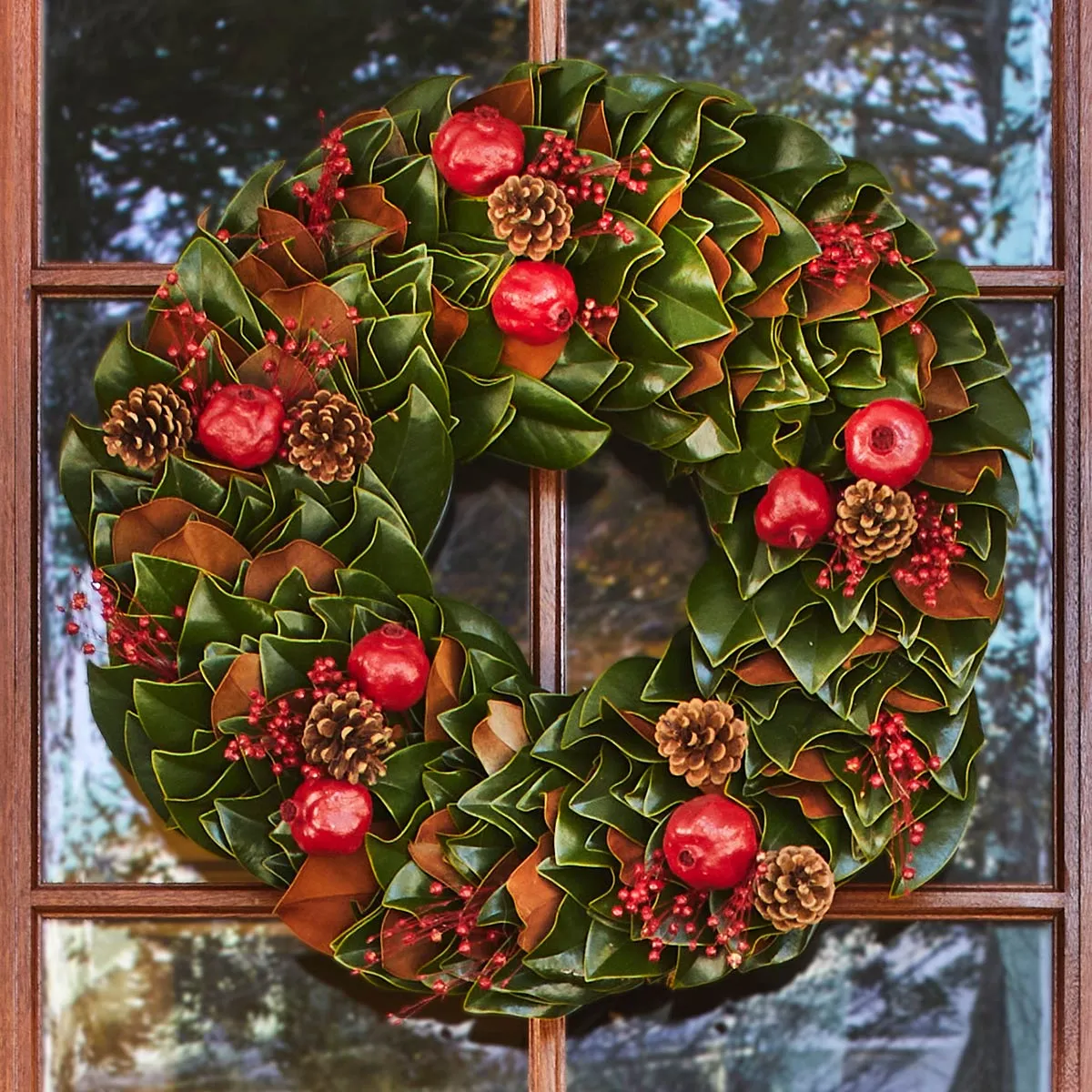 Beautiful DIY Christmas Wreath Ideas for a Welcoming Front Door Beautiful  christmas wreath