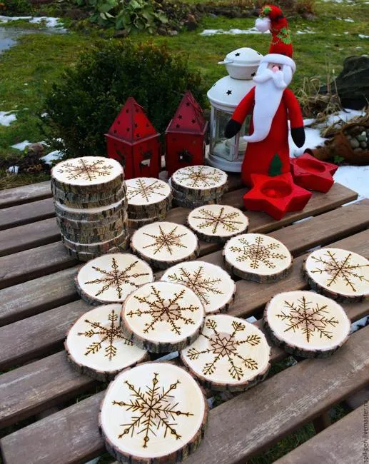 Beautiful Simplicity of Handmade Christmas Decorations, DIY Yard Decorating  Ideas